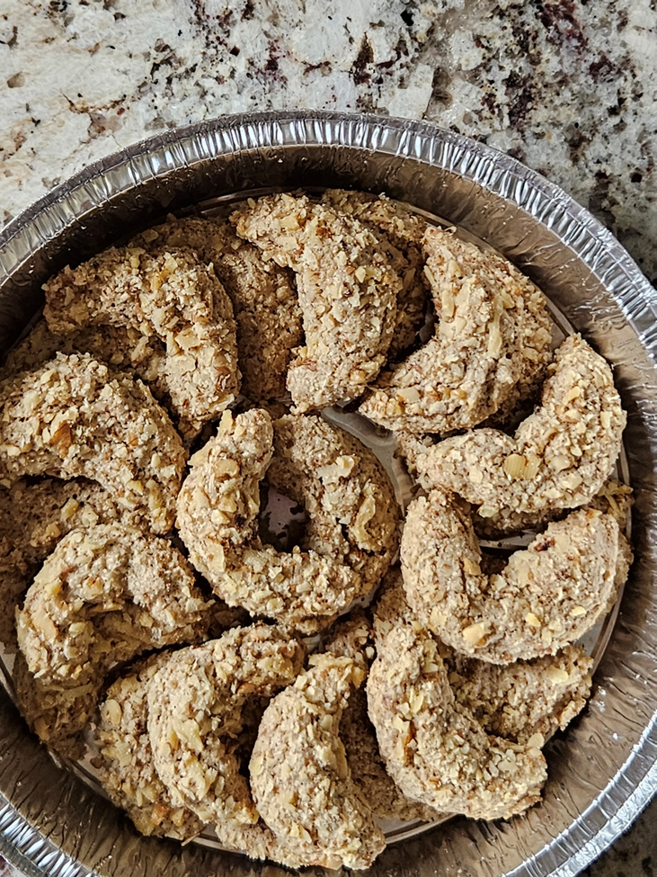 Walnut Crescents (Orasnice)